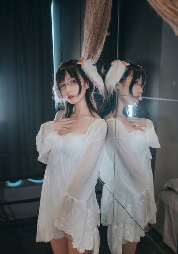 看免费国产日屄片_720在线观看视频